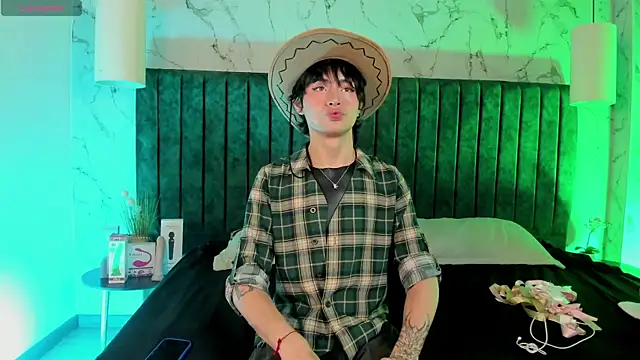  ANGELL DUSTT  online show from 10.01.25