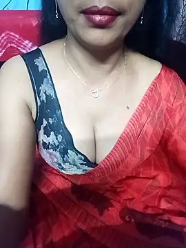 Snapshot of hotsana79 chatting on 10.28.25 hotsana79 online show from 10.28.25