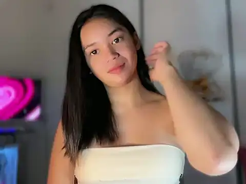 Snapshot of MeJustee chatting on 10.15.25 MeJustee online show from 10.15.25