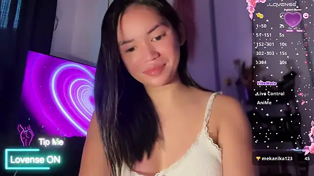 Snapshot of MeJustee chatting on 10.22.25 MeJustee online show from 10.22.25