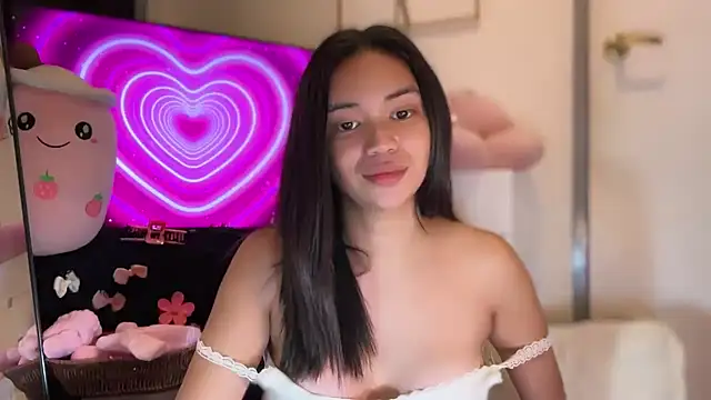 Snapshot of MeJustee chatting on 11.29.25 MeJustee online show from 11.29.25