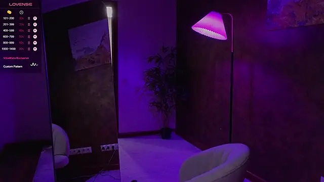 Morvelyn online show from 10.10.25