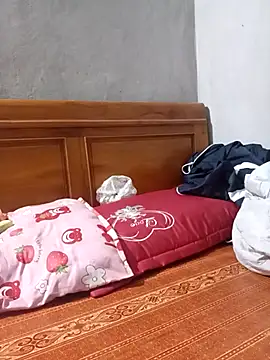 Snapshot of NG_N chatting on 10.03.25 NG N online show from 10.03.25