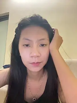 Snapshot of Lil-Gi chatting on 10.08.25 Lil-Gi online show from 10.08.25