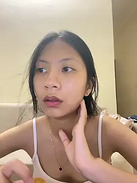 Snapshot of Lil-Gi chatting on 10.16.25 Lil-Gi online show from 10.16.25