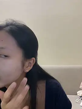 Snapshot of Lil-Gi chatting on 10.23.25 Lil-Gi online show from 10.23.25