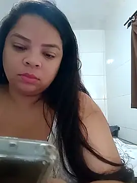 Snapshot of NALLANDA chatting on 09.15.25 NALLANDA online show from 09.15.25