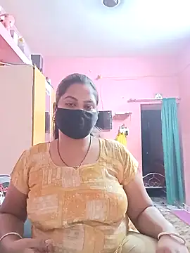 Snapshot of biggbobbsgirl chatting on 09.13.25 biggbobbsgirl online show from 09.13.25