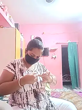 Snapshot of biggbobbsgirl chatting on 09.14.25 biggbobbsgirl online show from 09.14.25