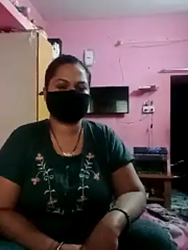 Snapshot of biggbobbsgirl chatting on 02.21.26 biggbobbsgirl online show from 02.21.26