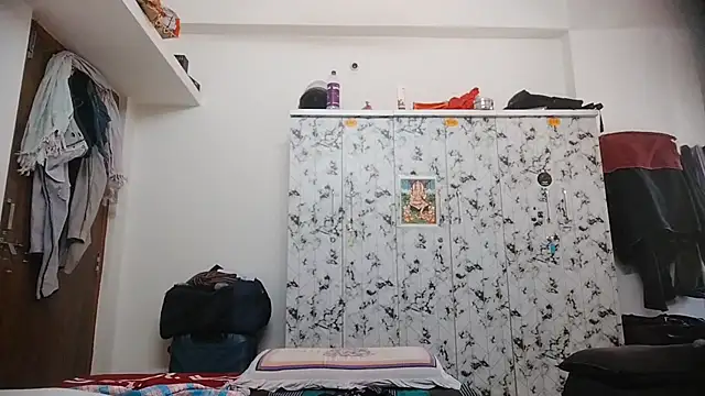 Rahulisagoodguy online show from 10.13.25