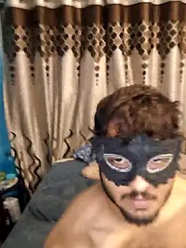 Snapshot of sexy42couple chatting on 10.22.25 sexy42couple online show from 10.22.25