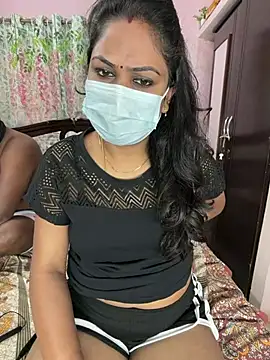 Lovlycouple1 online show from 02.18.26