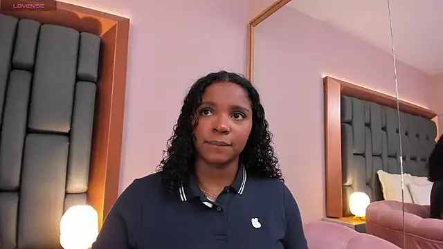 LisaMendez online show from 02.11.26