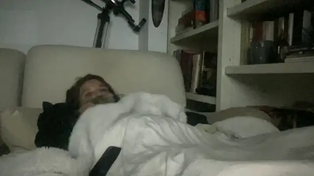 Snapshot of dddasani chatting on 09.30.25 dddasani online show from 09.30.25