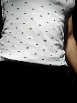 Snapshot of phlin1 chatting on 06.28.26 phlin1 online show from 06.28.26
