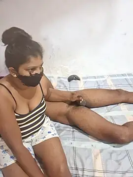 Snapshot of Amaayaa chatting on 01.17.26 Amaayaa online show from 01.17.26