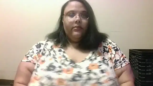 SexyBBW10790 online show from 10.31.25