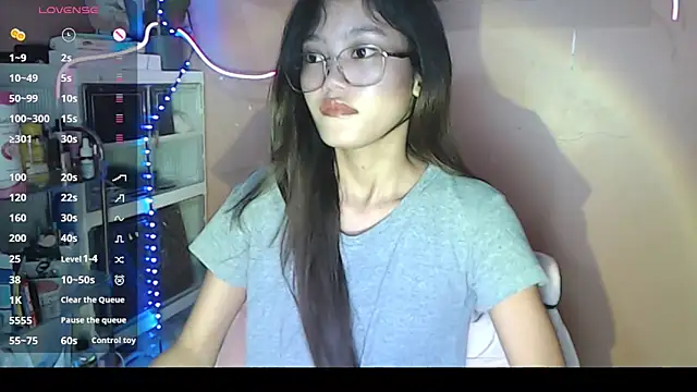 skinny gracie online show from 12.16.25