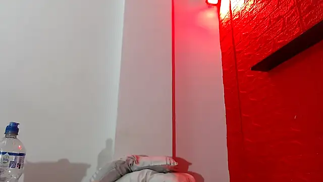 Snapshot of bdsmforever18 chatting on 08.09.26 bdsmforever18 online show from 08.09.26