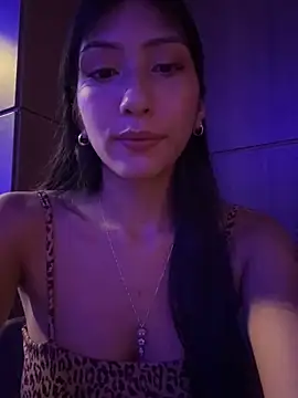 Snapshot of Mavi_roouse_ chatting on 09.28.25 Mavi roouse online show from 09.28.25