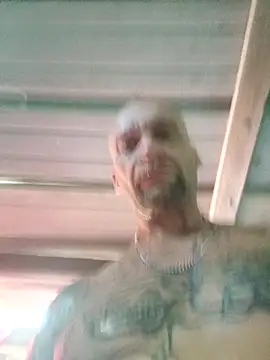 ShawnandDani7074 online show from 04.17.26