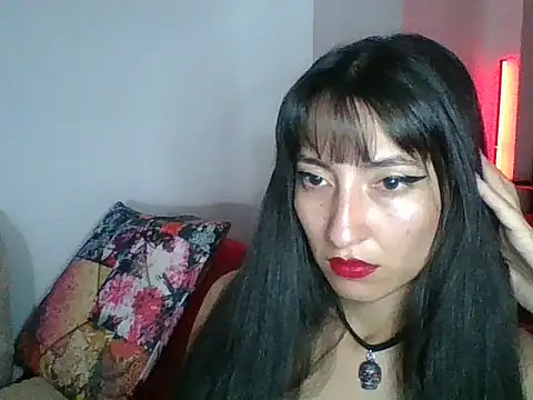 a miss online show from 09.21.25