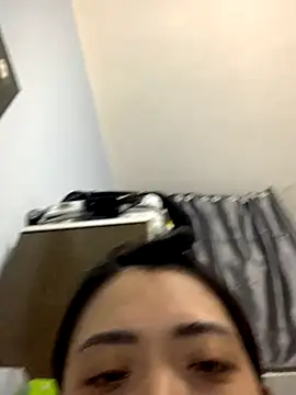 Minee1202 online show from 10.20.25