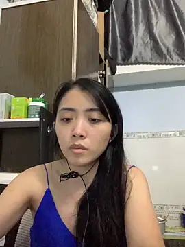 Minee1202 online show from 10.28.25