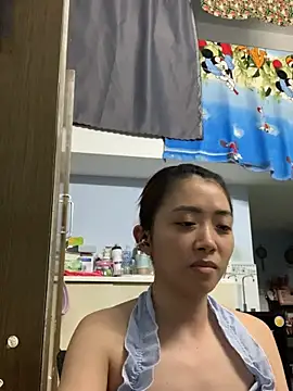 Snapshot of Minee1202 chatting on 04.23.26 Minee1202 online show from 04.23.26