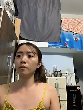 Snapshot of Minee1202 chatting on 04.29.26 Minee1202 online show from 04.29.26