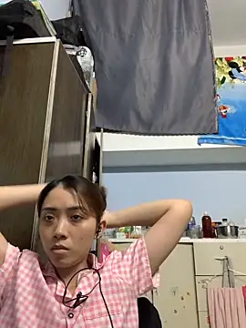 Snapshot of Minee1202 chatting on 06.06.26 Minee1202 online show from 06.06.26