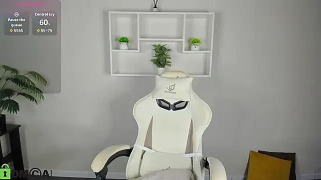 Allice Cox online show from 10.02.25