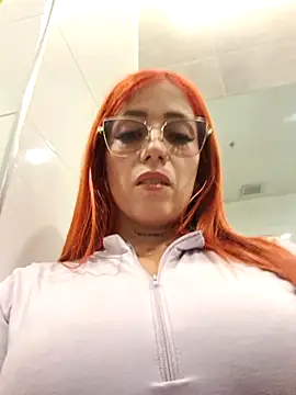 Snapshot of Alis_xxx chatting on 02.19.26 Alis xxx online show from 02.19.26