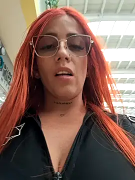 Snapshot of Alis_xxx chatting on 02.21.26 Alis xxx online show from 02.21.26