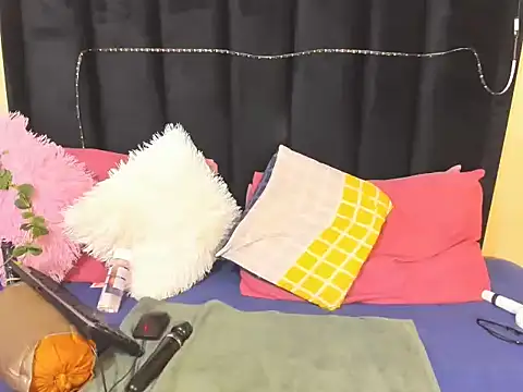 AmazingDarkDoll online show from 01.17.26