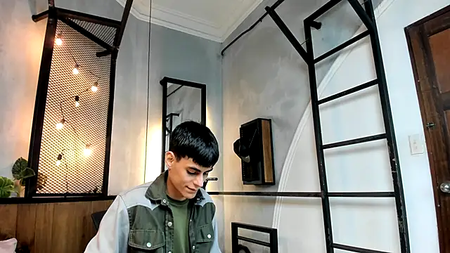 Dani mc1 online show from 10.15.25