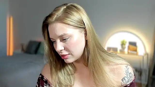 LilyFlamee online show from 03.13.26