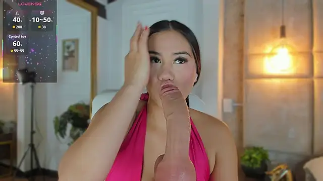 Jazmiinee online show from 11.27.25