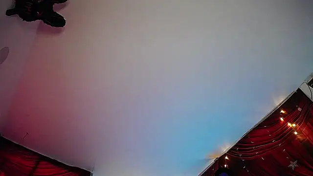 Noha Lux online show from 10.07.25