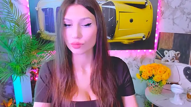 Mollyinyourmind online show from 10.07.25