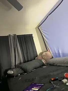 Triggerhappycj100 online show from 02.04.26