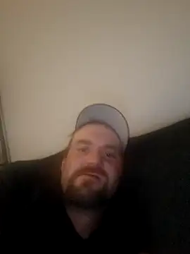 Snapshot of Bamse28 chatting on 09.21.25 Bamse28 online show from 09.21.25