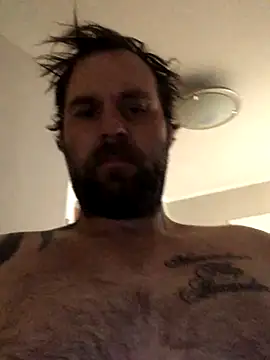 Snapshot of Bamse28 chatting on 10.17.25 Bamse28 online show from 10.17.25