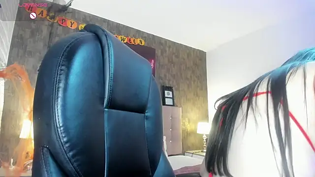 Snapshot of marian__stone chatting on 11.05.25 marian stone online show from 11.05.25