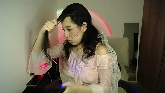 Snapshot of immisssilver chatting on 10.02.25 immisssilver online show from 10.02.25