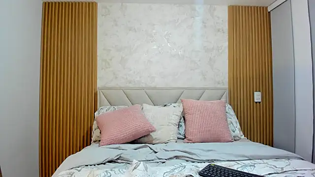 biancabigboobs22 online show from 04.11.26