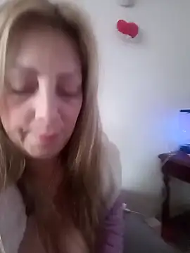 Estefania Arce online show from 10.19.25