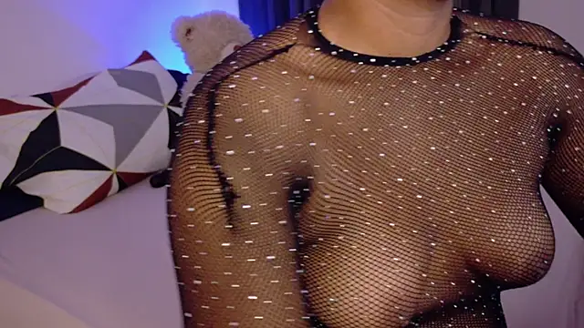 Snapshot of nudesketch1 chatting on 11.12.25 nudesketch1 online show from 11.12.25