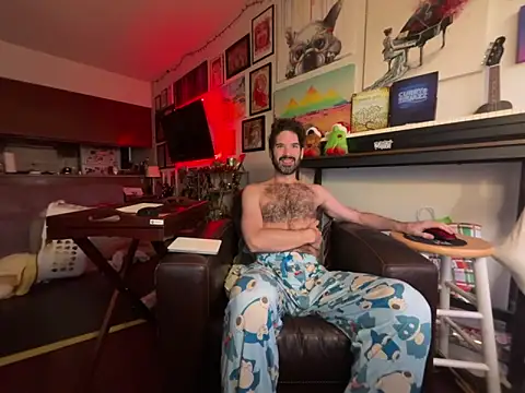 Pupscritch online show from 12.18.25